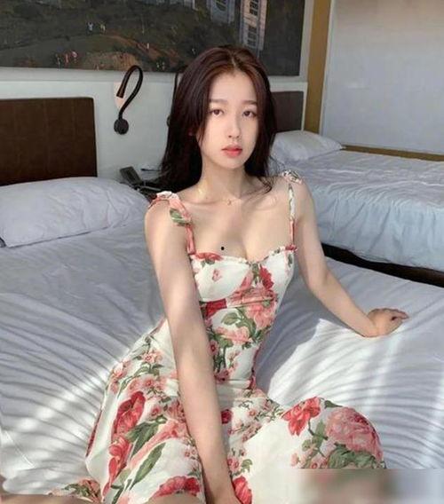 娱乐吃瓜博主讲虞书欣是谁,娱乐吃瓜博主口中热议的流量小花